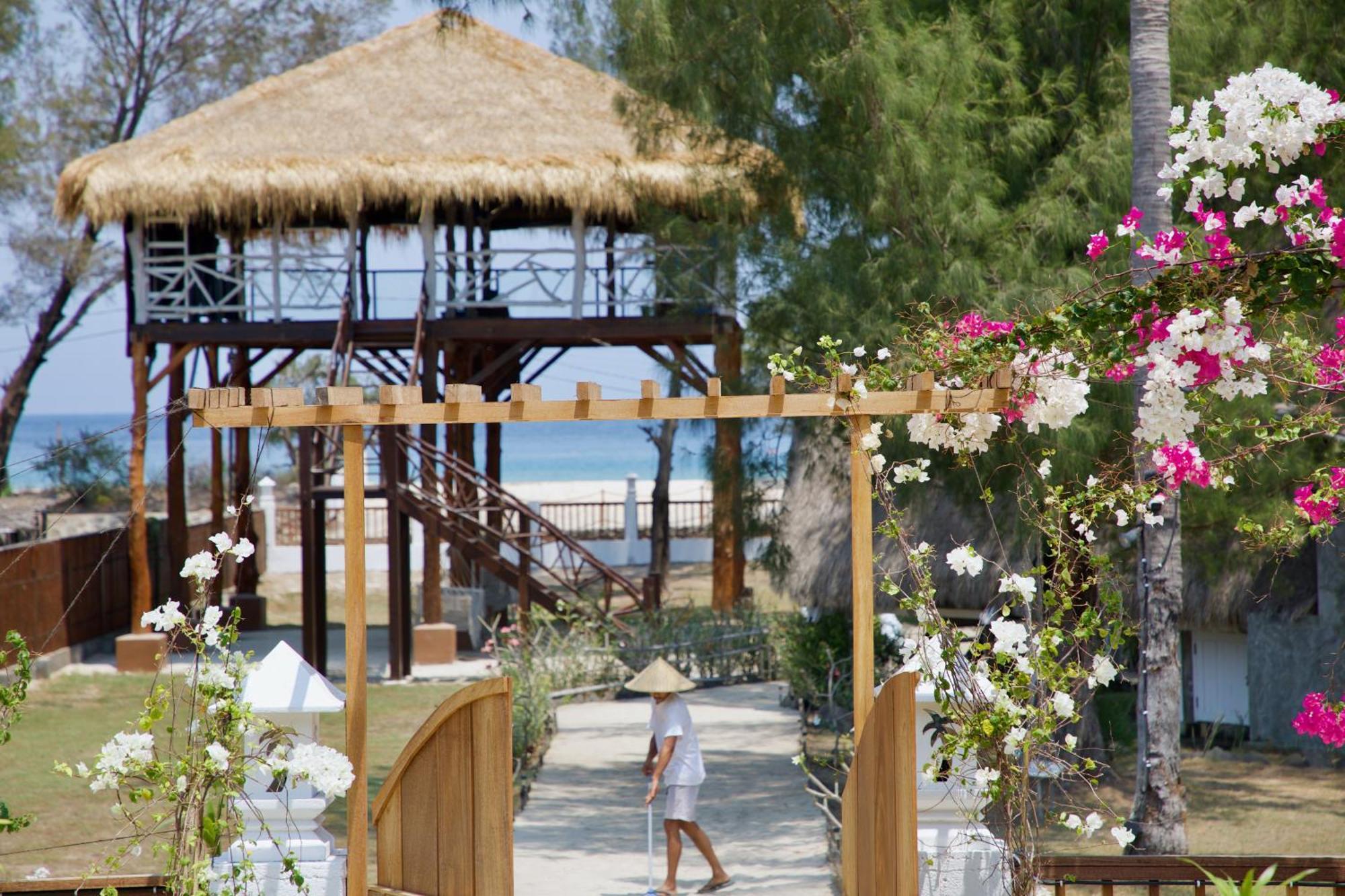 Villa Sunset Beach ギリ・トラワンガン エクステリア 写真