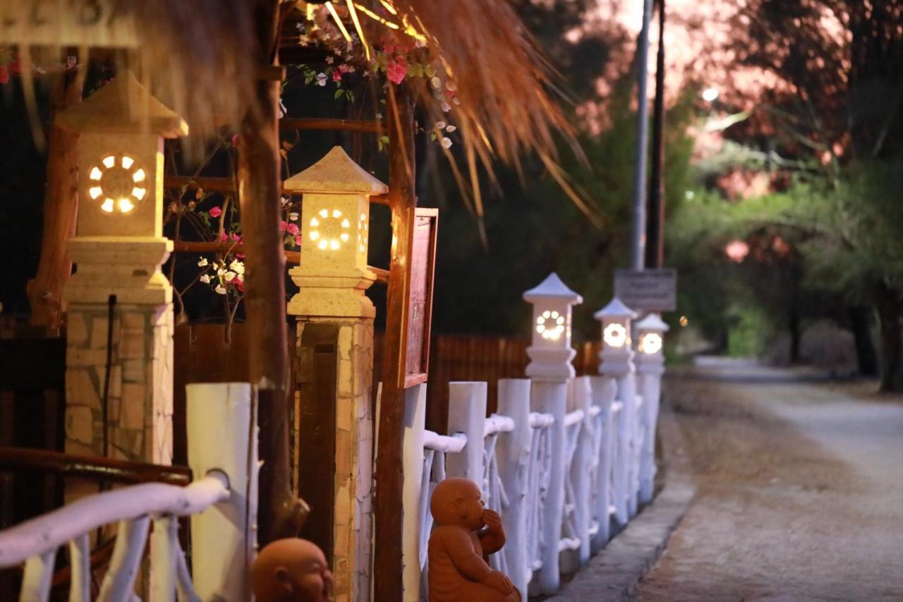 Villa Sunset Beach ギリ・トラワンガン エクステリア 写真